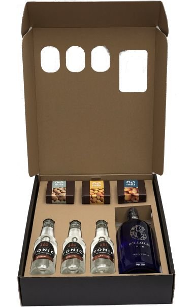 6 O'Clock Gin Tonic m. snacks