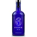 6 O'Clock Gin Tonic m. snacks