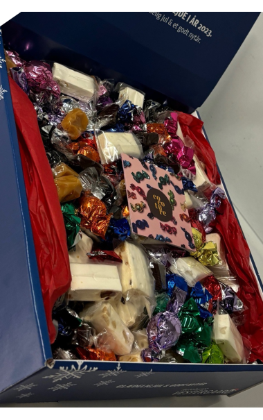 Gavekasser med EGET logo - Strrelse LARGE // 2,6 Kg. - 3 forskellige variant indhold.